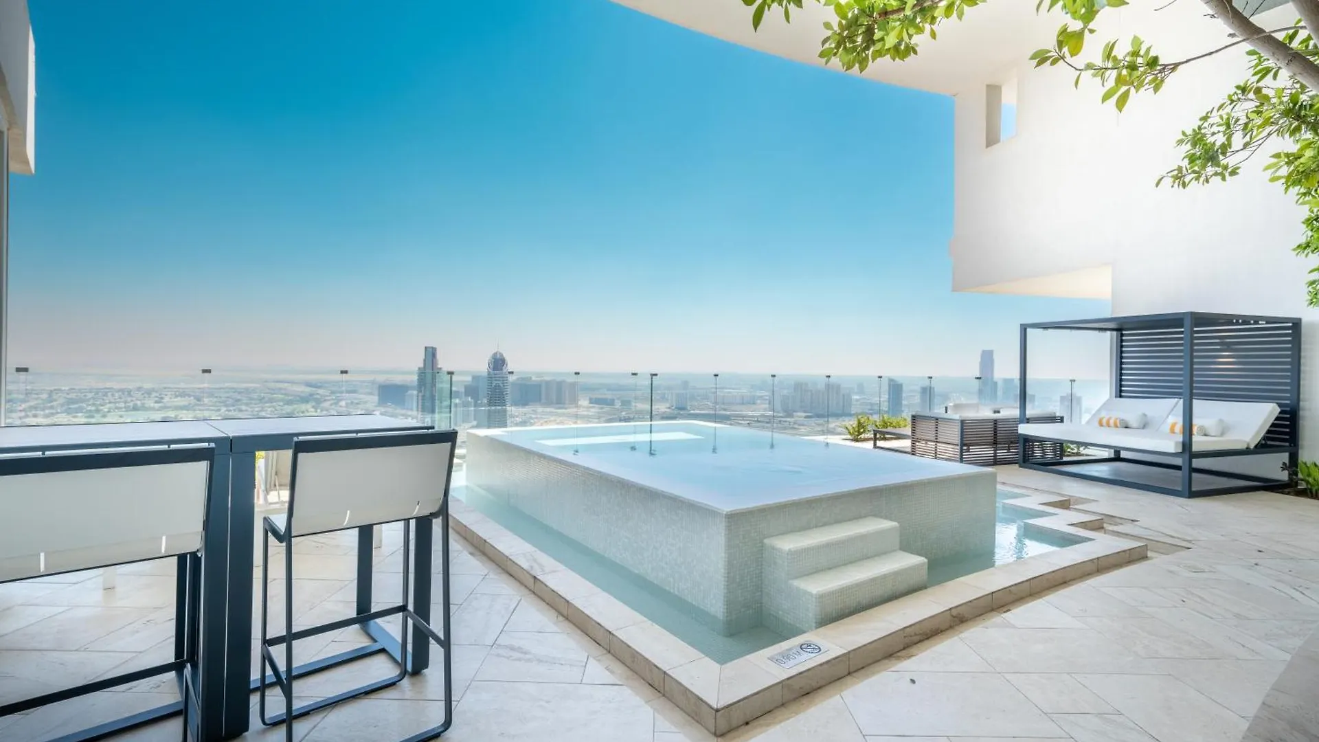 Hotel Five Jumeirah Village Dubaj