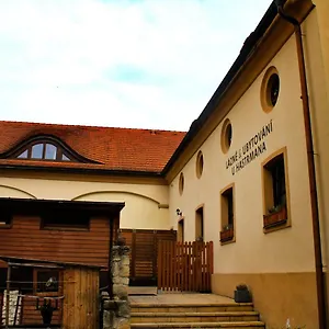 zkontrolujte dostupnost