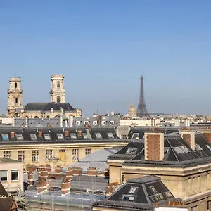 Saint Pierre Hotel Paris